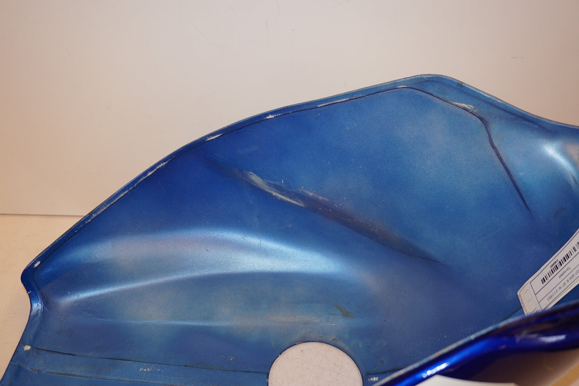 Extrabild4 på Bensintankskåpa från en Yamaha YZF 600 R -1997 motorcykel.