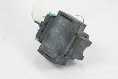 Höger sida på Startrelä från en Honda CB 750 SF -1999 motorcykel.