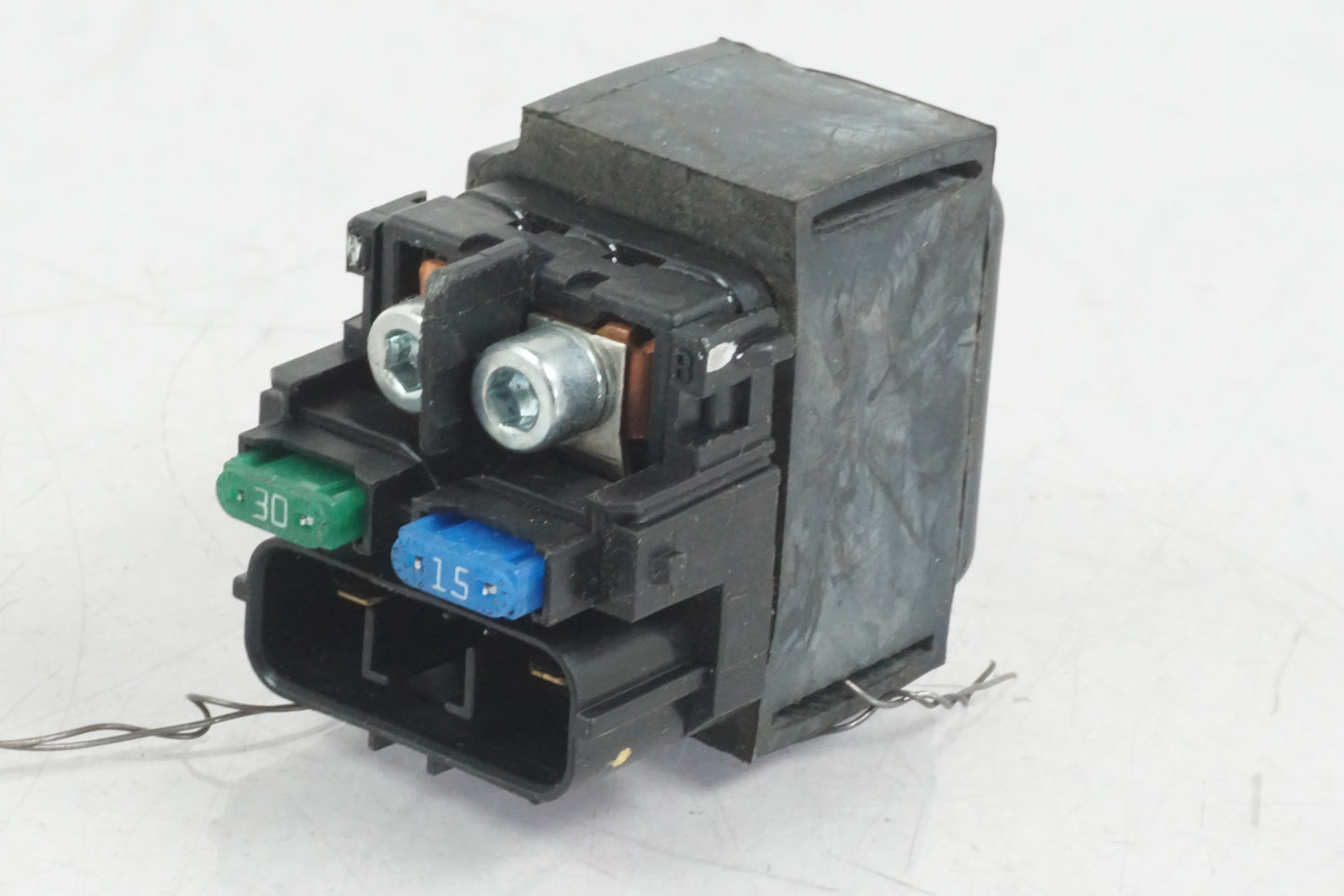 Framsidan på Startrelä från en Honda CRF 1000 Africa Twin -2016 motorcykel.