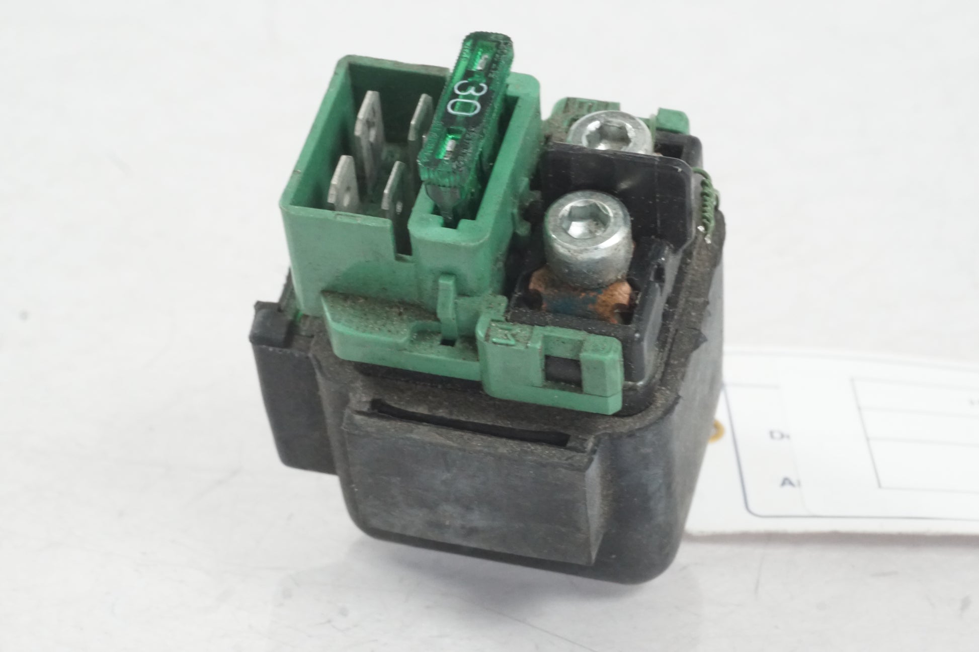 Höger sida på Startrelä från en Honda VFR 800 -1998 motorcykel.