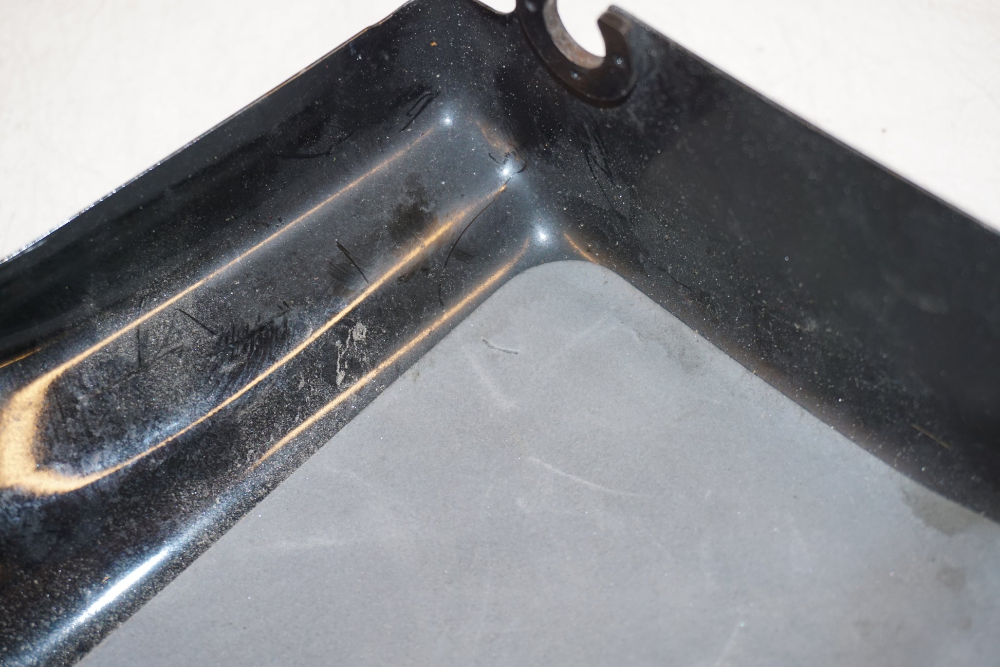 Extrabild4 på Sidopanel från en Yamaha XVS 1100 -2000 motorcykel.