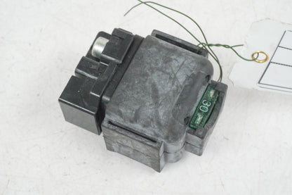 Framsidan på Startrelä från en Honda CBR 1000 RR -2007 motorcykel.