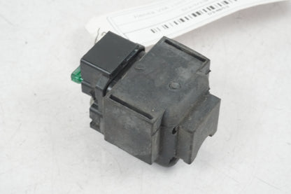 Höger sida på Startrelä från en Honda VTR 1000 F -1997 motorcykel.