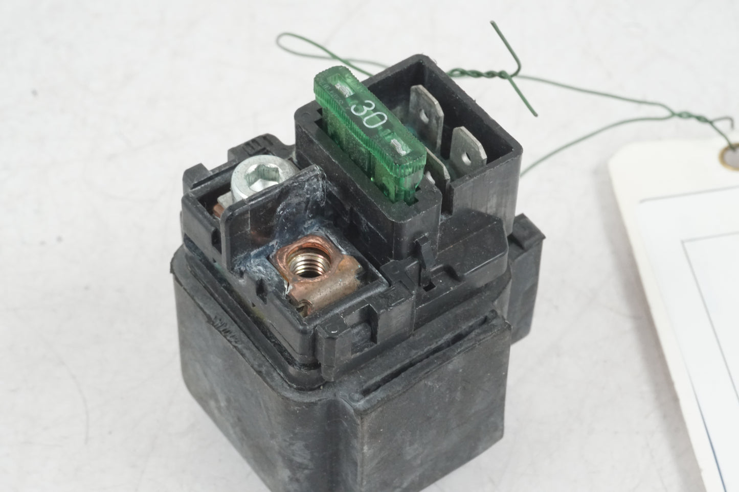 Höger sida på Startrelä från en Honda CBR 1000 RR -2004 motorcykel.