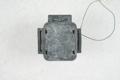 Vänster sida på Startrelä från en Honda CBR 1000 RR -2004 motorcykel.