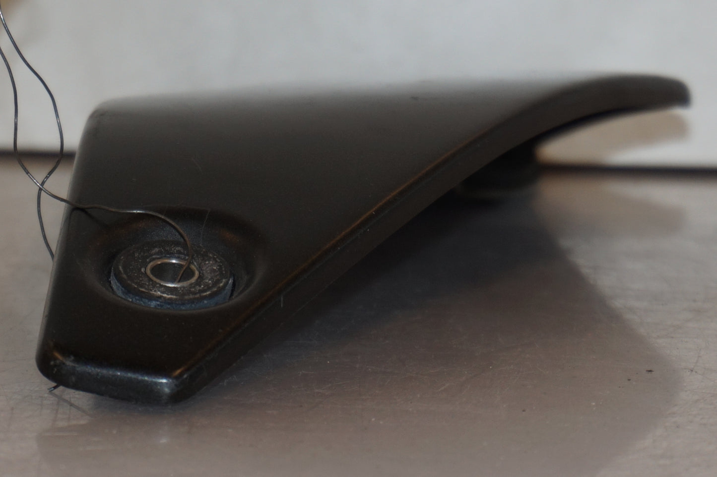 Snett uppifrån på Sidopanel från en Yamaha XV 1700 -2003 motorcykel.