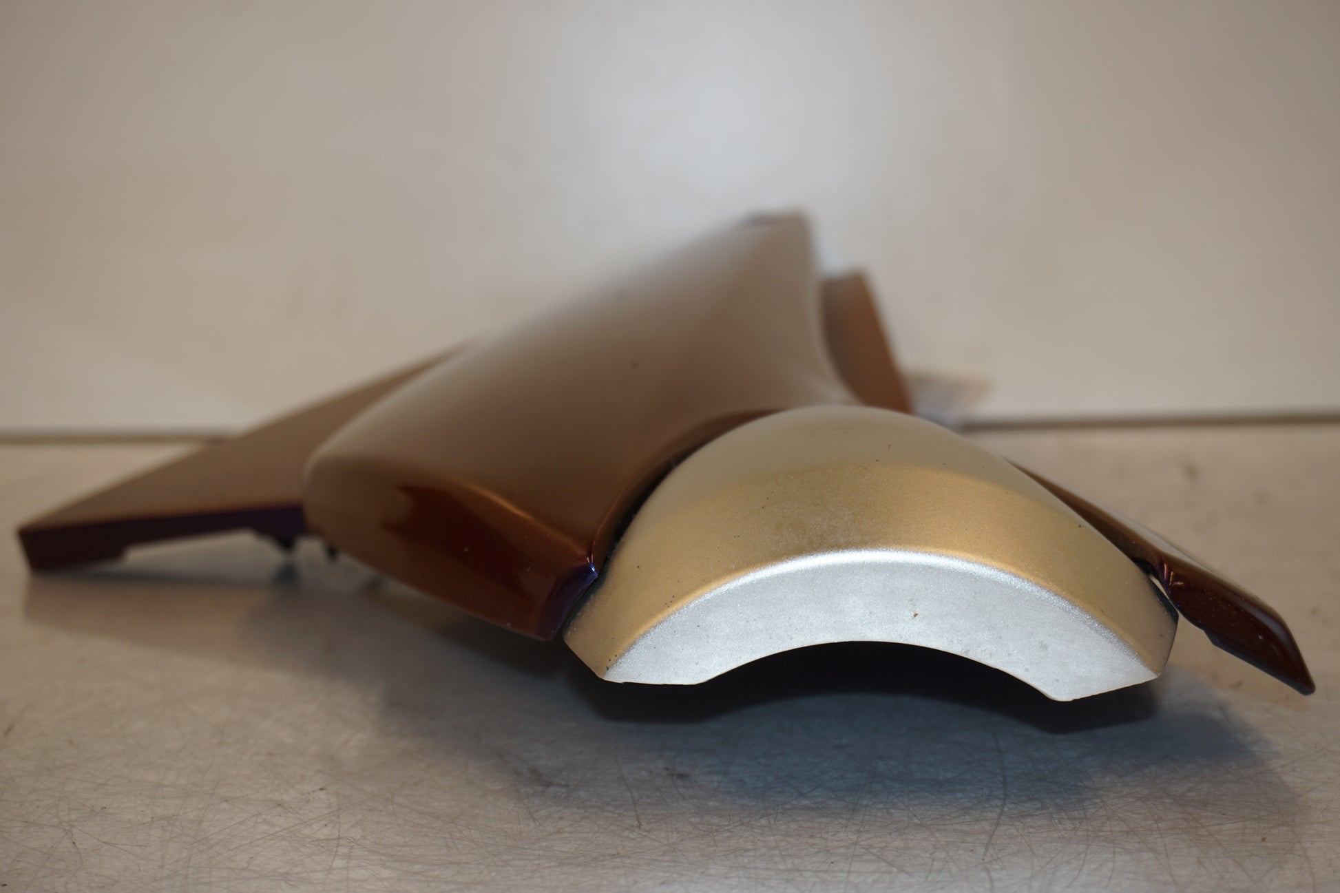 Höger sida på Sidopanel från en Yamaha XJR 1300 -2000 motorcykel.