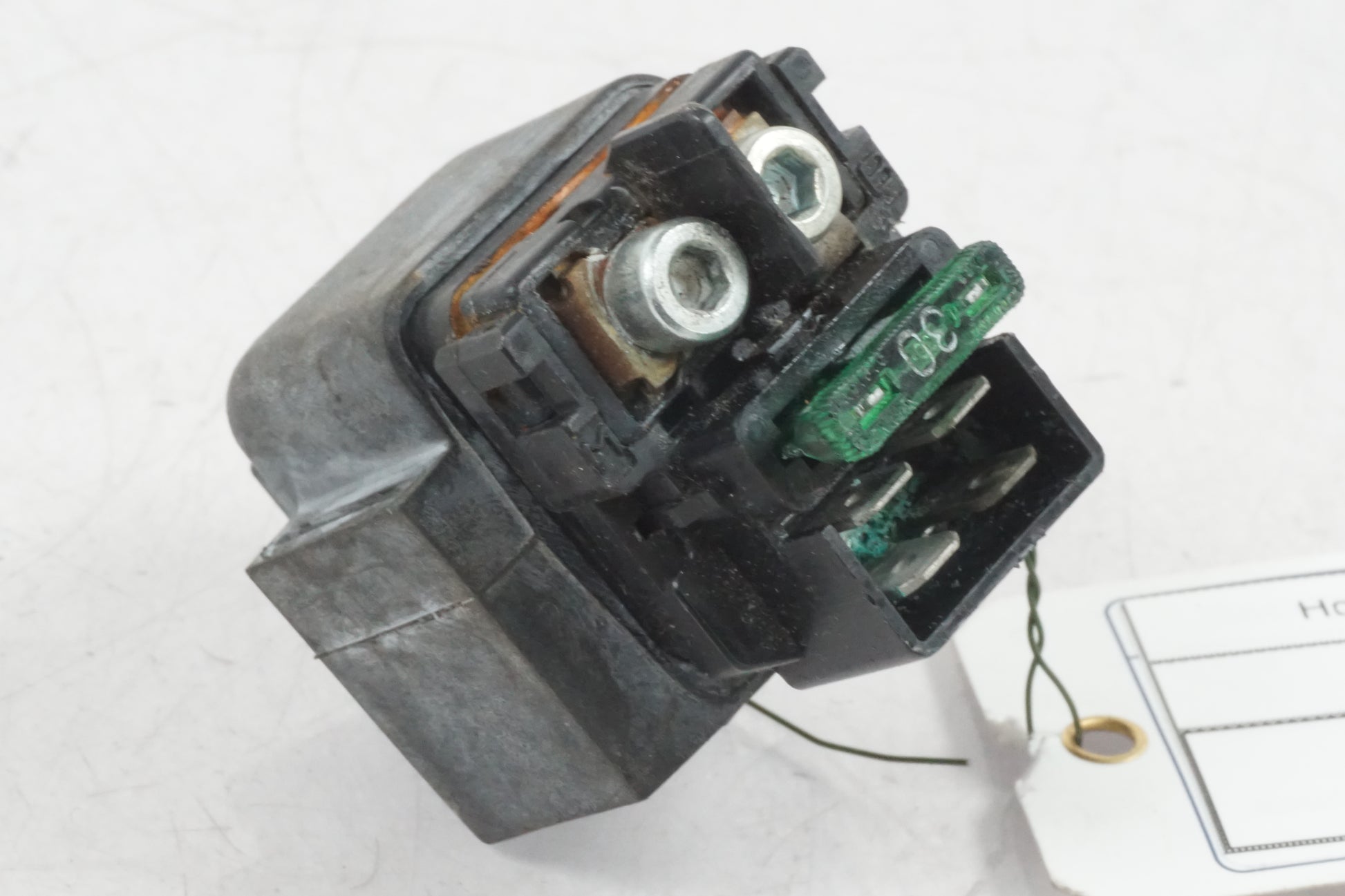 Framsidan på Startrelä från en Honda CB 1300 F -2004 motorcykel.