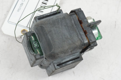 Höger sida på Startrelä från en Honda CB 1300 F -2004 motorcykel.