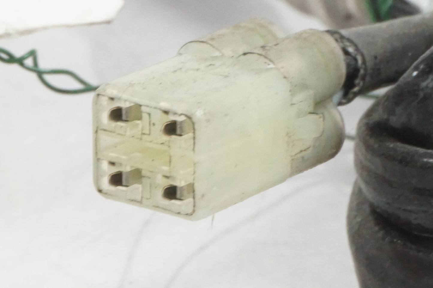 Baksidan på Lambdasond från en Honda CBR 1000 RR -2006 motorcykel.