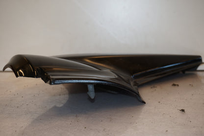 Vänster sida på Sidopanel från en Yamaha XJR 1300 -2002 motorcykel.