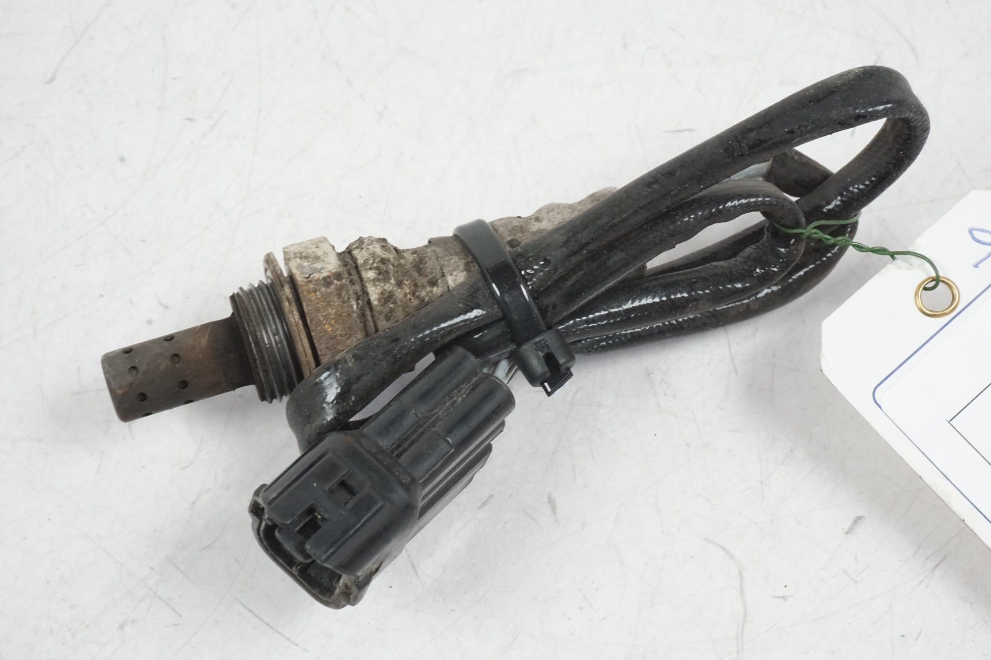 Framsidan på Lambdasond från en Honda VFR 800 -1998 motorcykel.