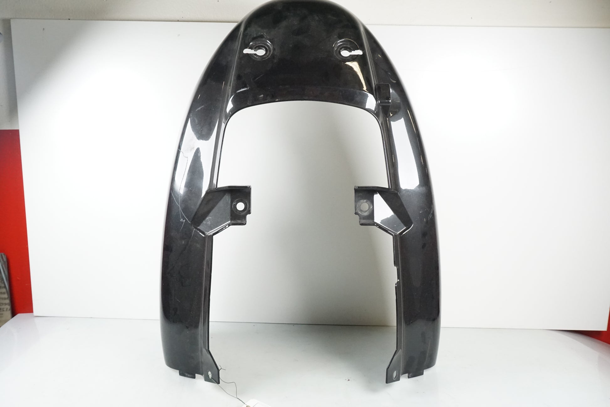 Framsidan på Bakvinge från en Honda XL 1000 V -1999 motorcykel.