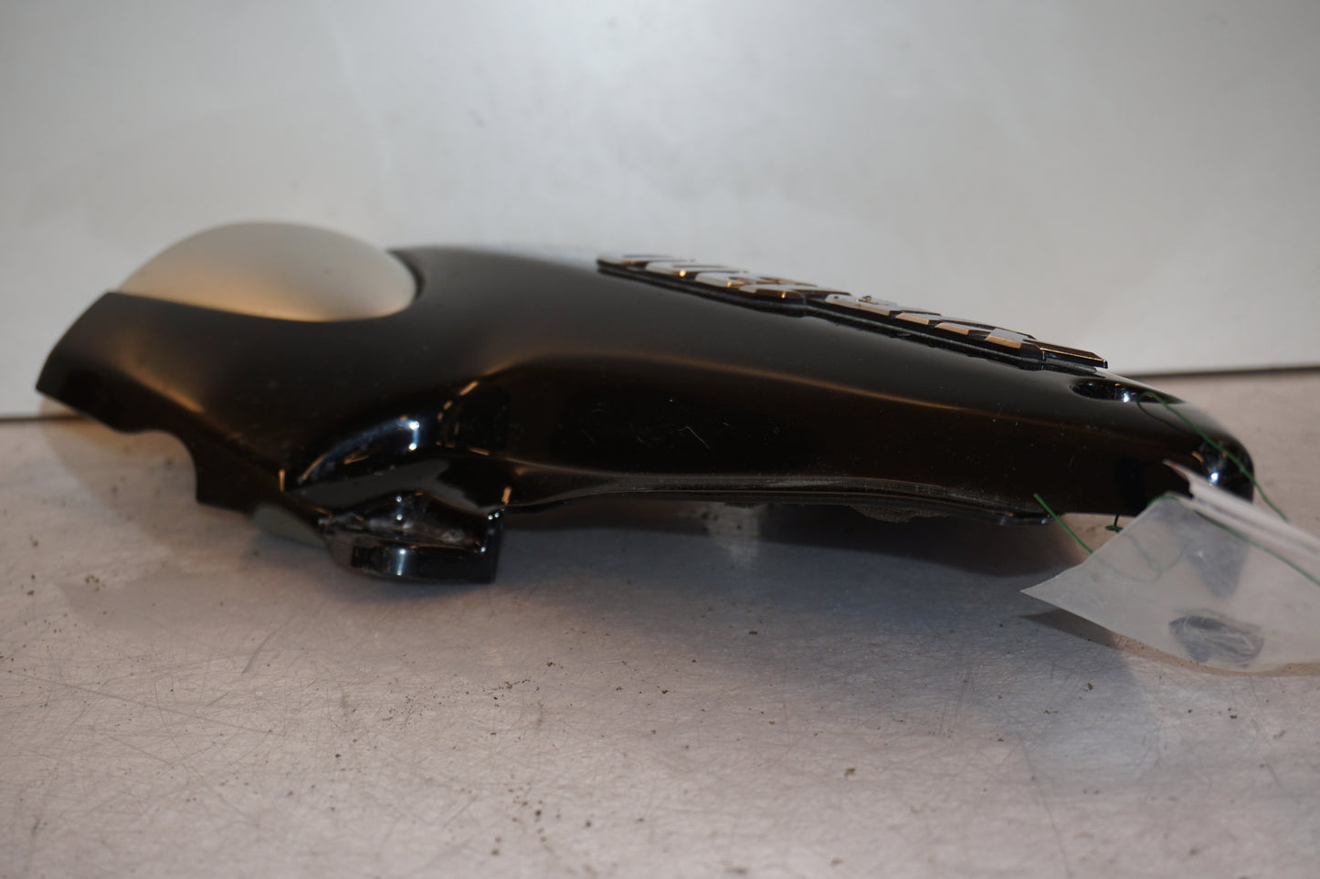 Höger sida på Sidopanel från en Yamaha FJR 1300 -2007 motorcykel.