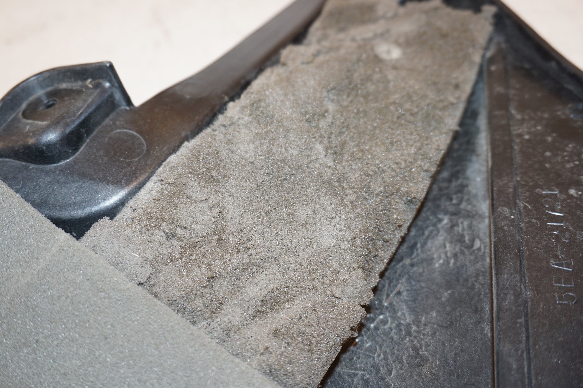 Extrabild4 på Sidopanel från en Yamaha FJR 1300 -2007 motorcykel.