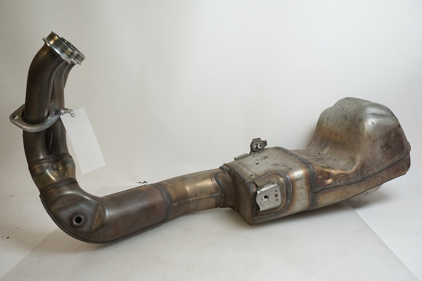 Avgassystem