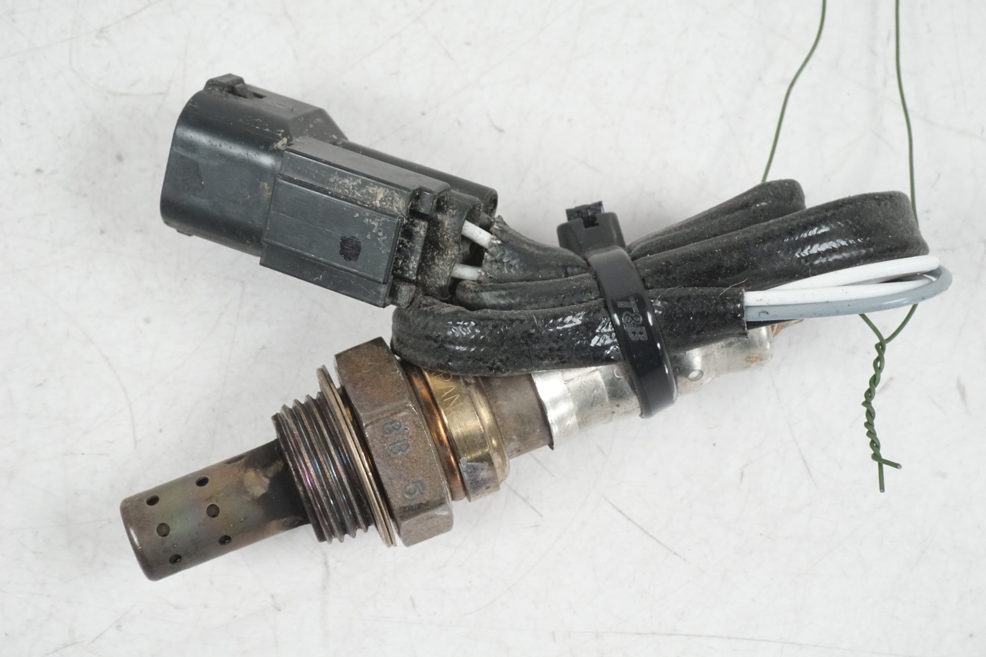 Framsidan på Lambdasond från en Honda VT 750 -2008 motorcykel.