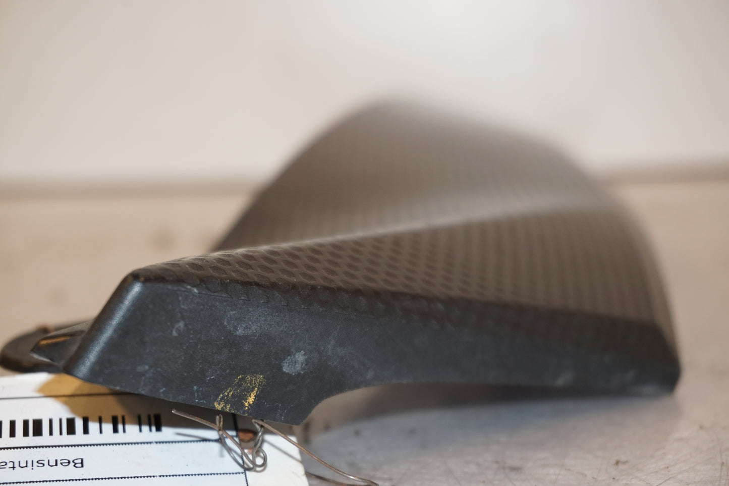 Höger sida på Bensintankskåpa från en Yamaha YZF 1000 R1 -2005 motorcykel.