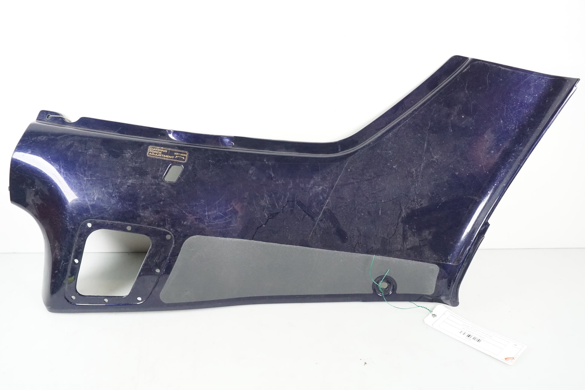 Framsidan på Sidopanel från en Honda ST 1100 -1987 motorcykel.