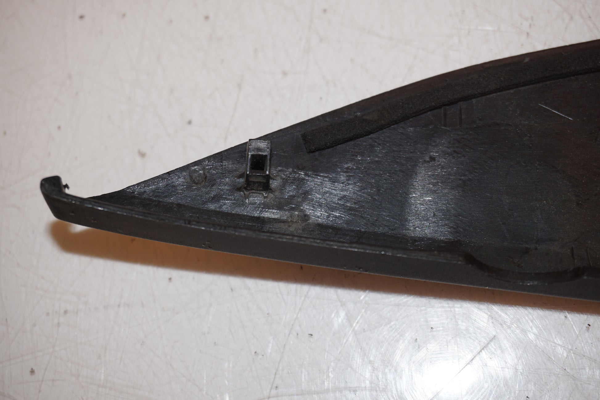 Extrabild1 på Bensintankskåpa från en Yamaha YZF 1000 R1 -2005 motorcykel.