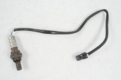 Framsidan på Lambdasond från en Honda CB 600 Hornet -2007 motorcykel.