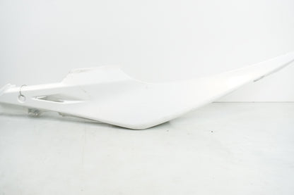 Höger sida på Bakvinge från en Honda CB 500 F -2013 motorcykel.