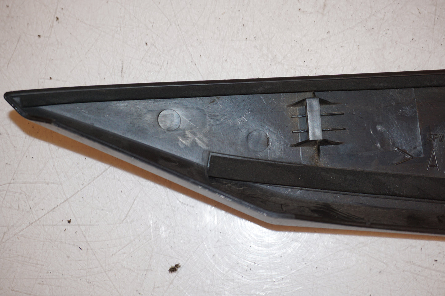 Extrabild1 på Bensintankskåpa från en Yamaha YZF 1000 R1 -2002 motorcykel.