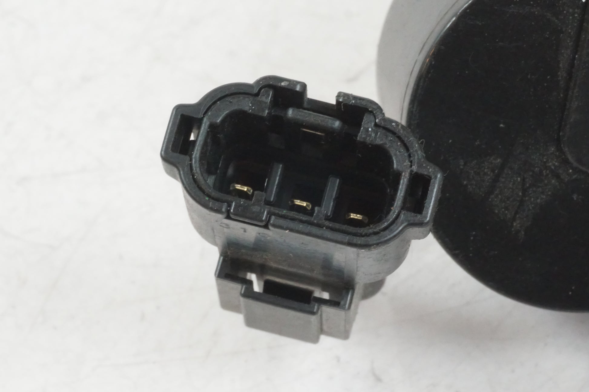 Vänster sida på Tilt Sensor från en Honda CBR 600 RR -2004 motorcykel.