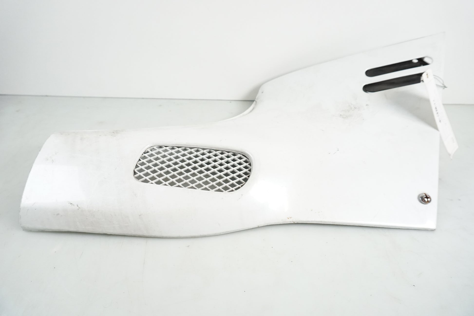 Baksidan på Sidopanel från en Honda CBR 1000 F -1987 motorcykel.