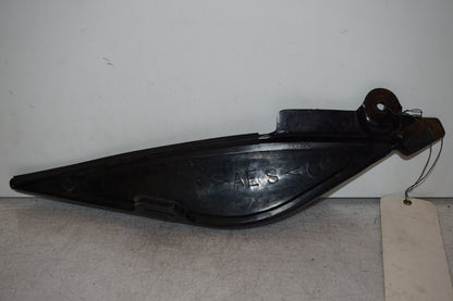 Snett nerifrån på Sidopanel från en Yamaha TDM 850 -1998 motorcykel.