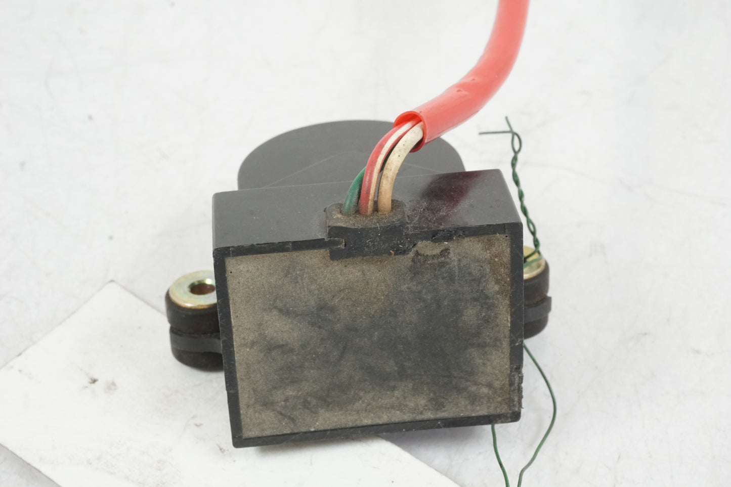 Baksidan på Tilt Sensor från en Honda VFR 800 -2000 motorcykel.