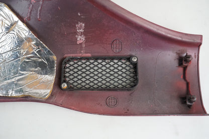 Vänster sida på Sidopanel från en Honda CBR 1000 F -1987 motorcykel.