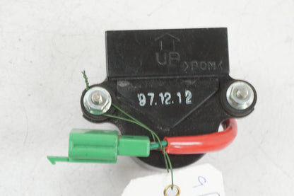 Framsidan på Tilt Sensor från en Honda VFR 800 -1998 motorcykel.