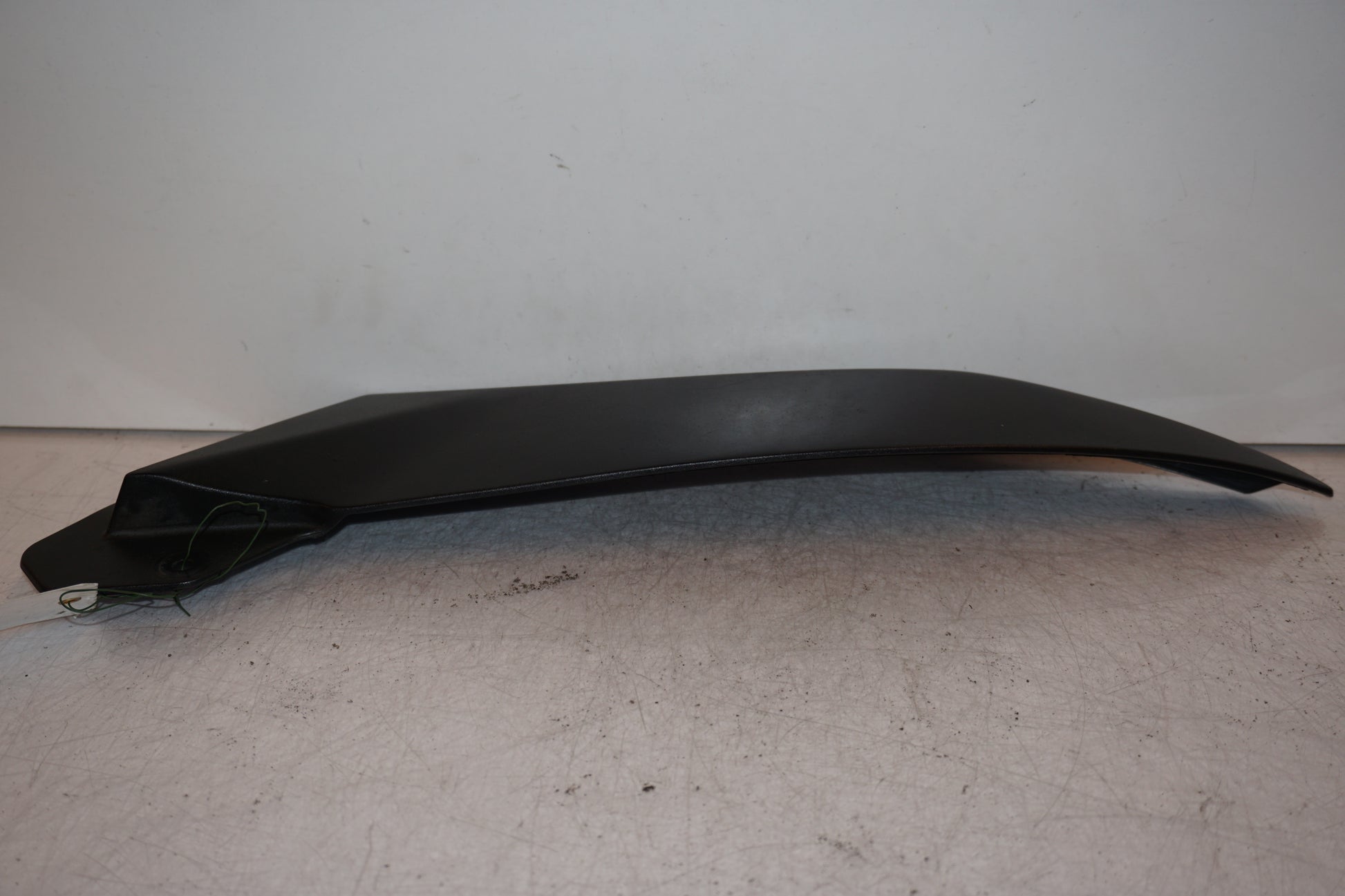 Baksidan på Bensintankskåpa från en Yamaha YZF 1000 R1 -2002 motorcykel.