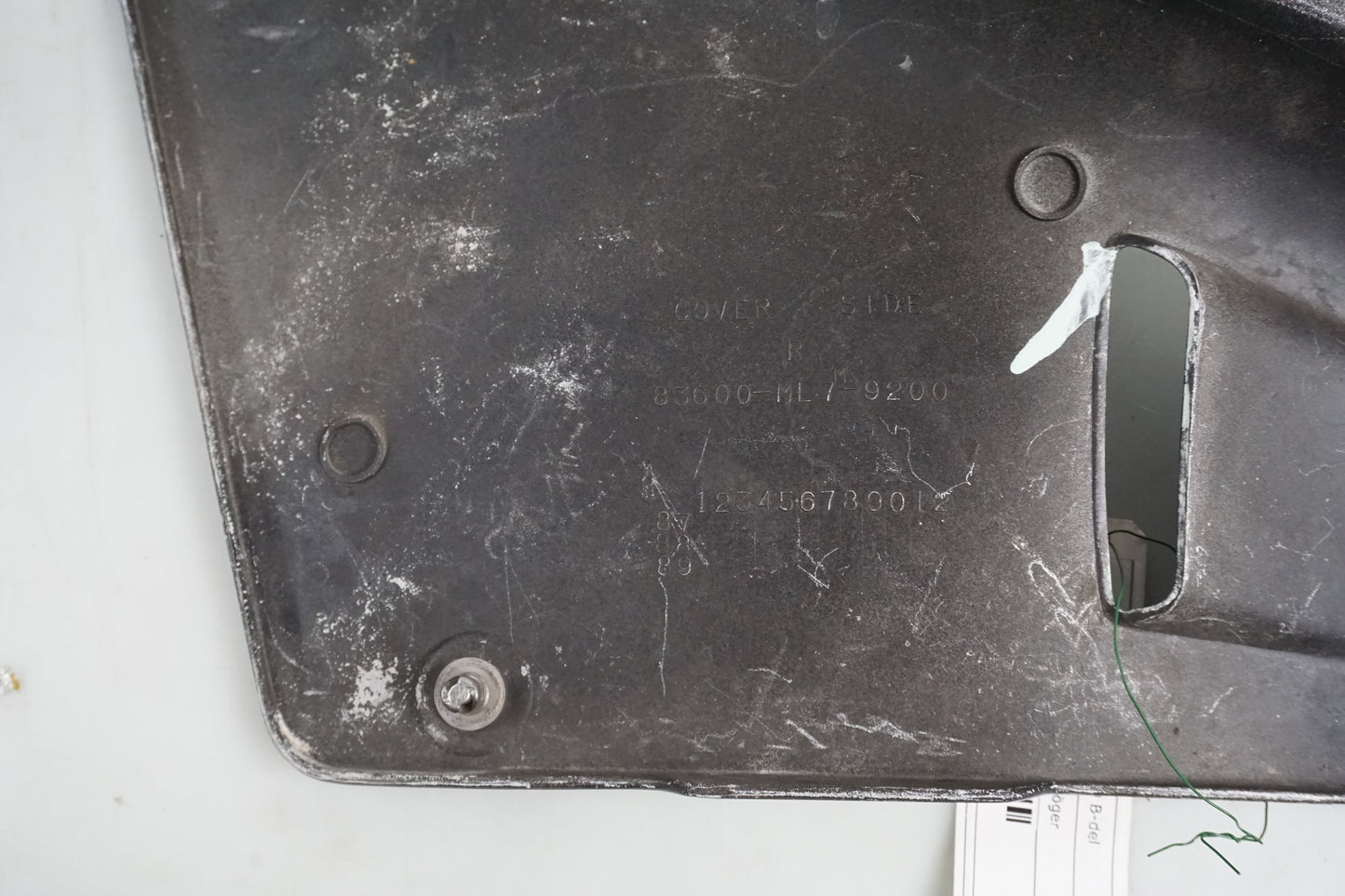 Extrabild1 på Sidkåpa från en Honda VFR 750 -1989 motorcykel.