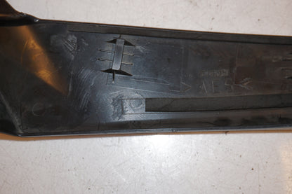 Extrabild2 på Bensintankskåpa från en Yamaha YZF 1000 R1 -2002 motorcykel.