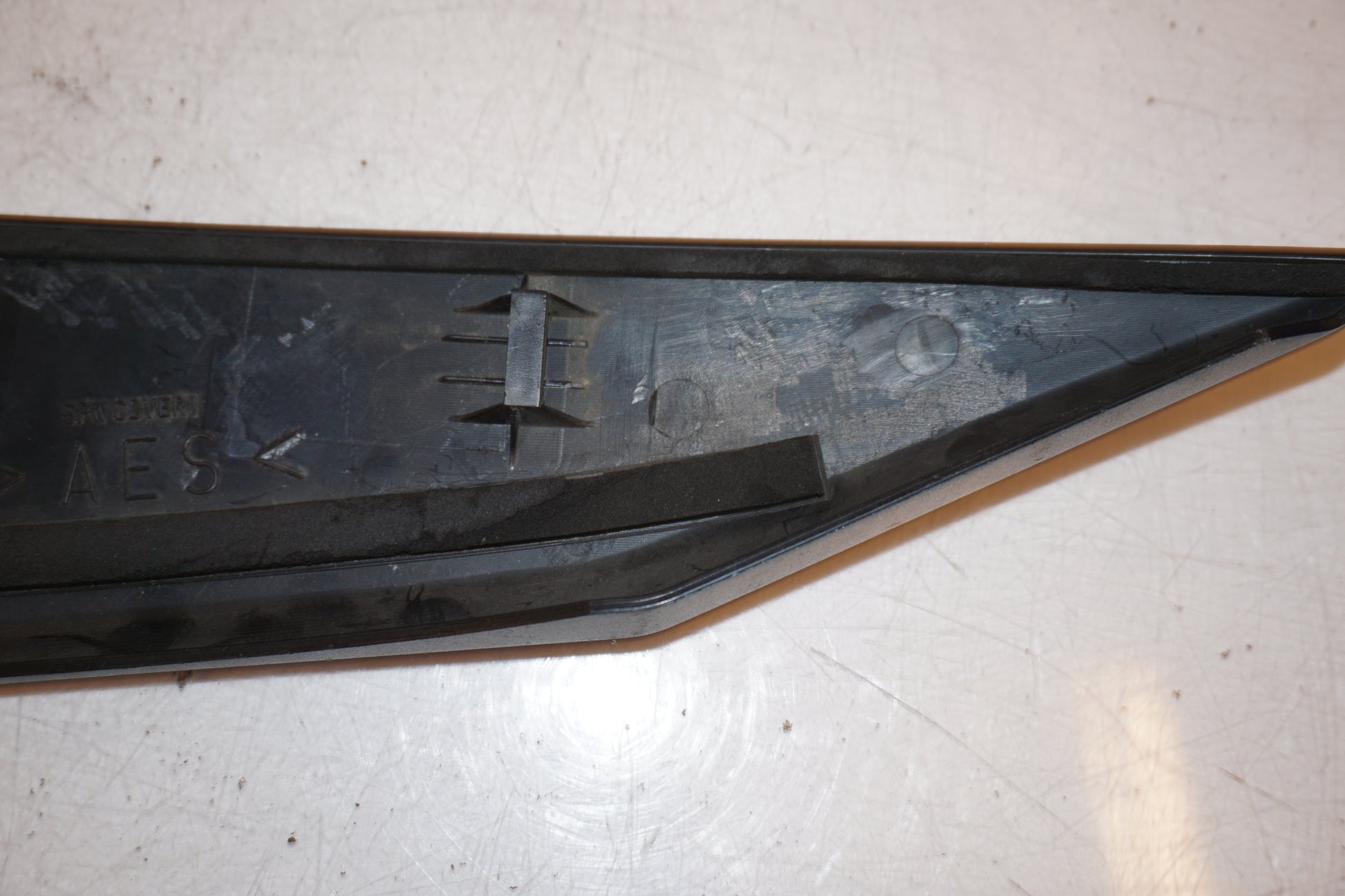 Extrabild3 på Bensintankskåpa från en Yamaha YZF 1000 R1 -2002 motorcykel.