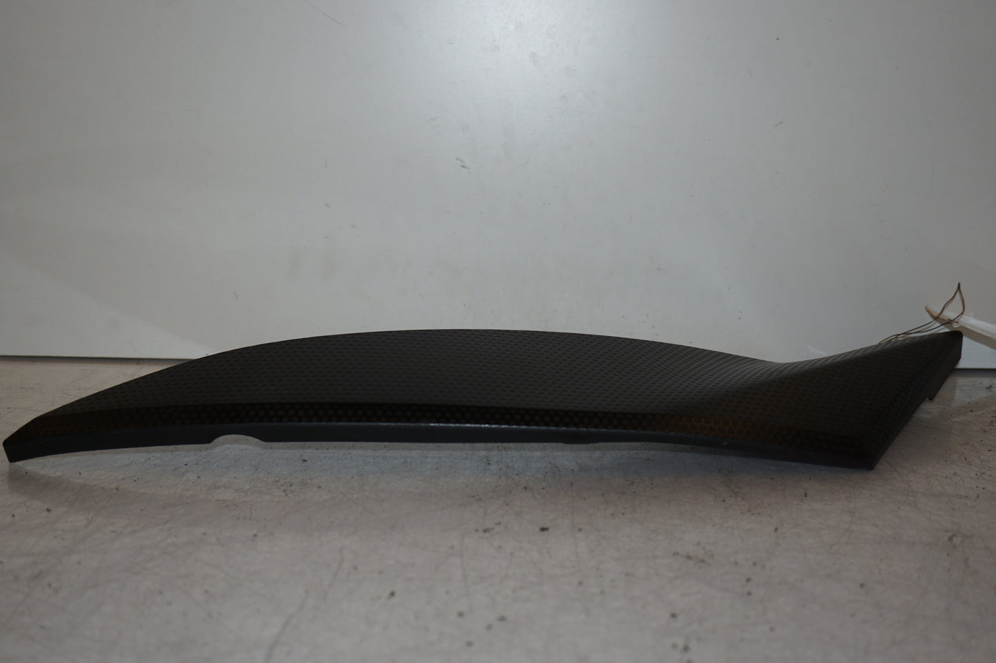 Baksidan på Bensintankskåpa från en Yamaha YZF 1000 R1 -2005 motorcykel.