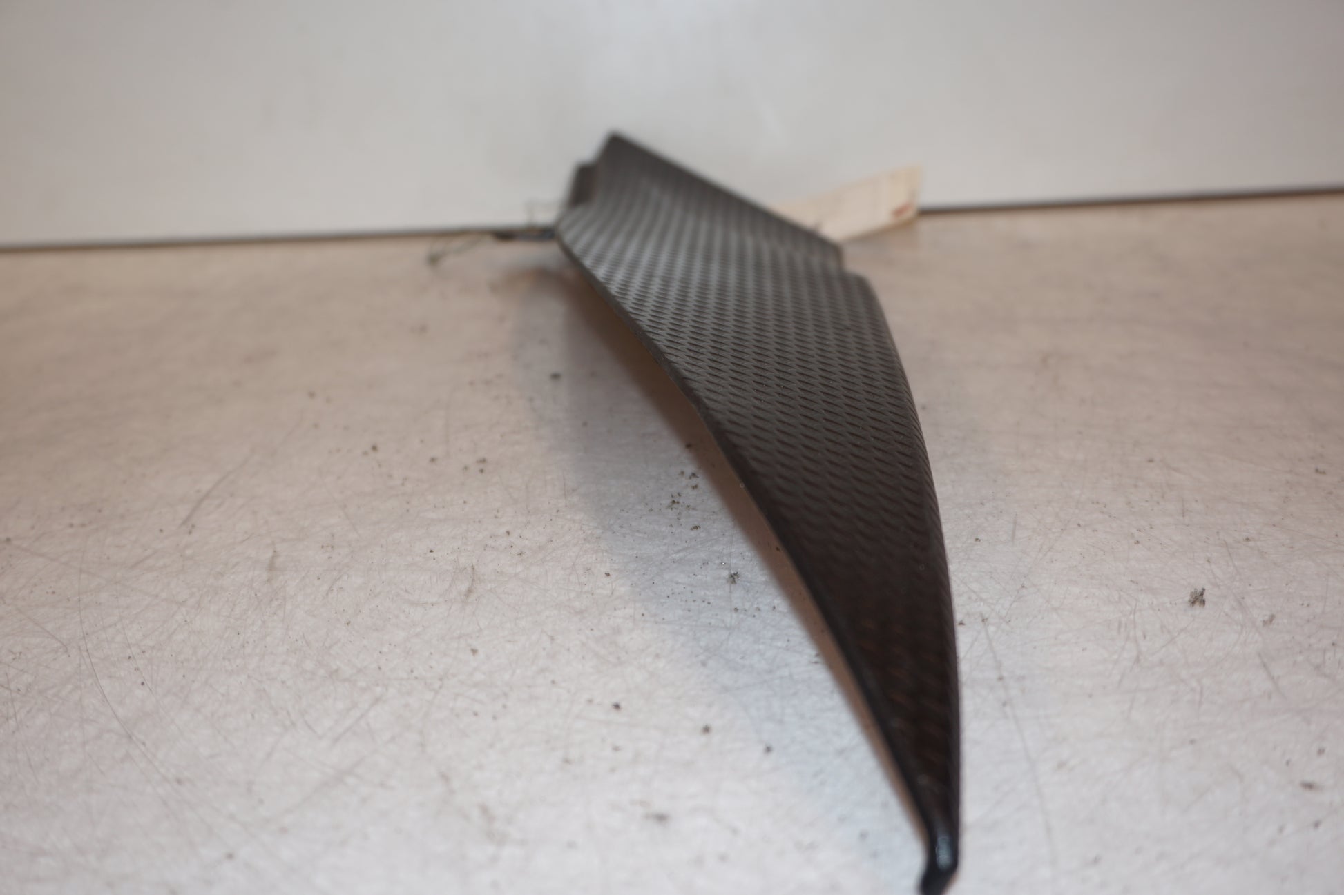 Snett uppifrån på Bensintankskåpa från en Yamaha YZF 1000 R1 -2008 motorcykel.