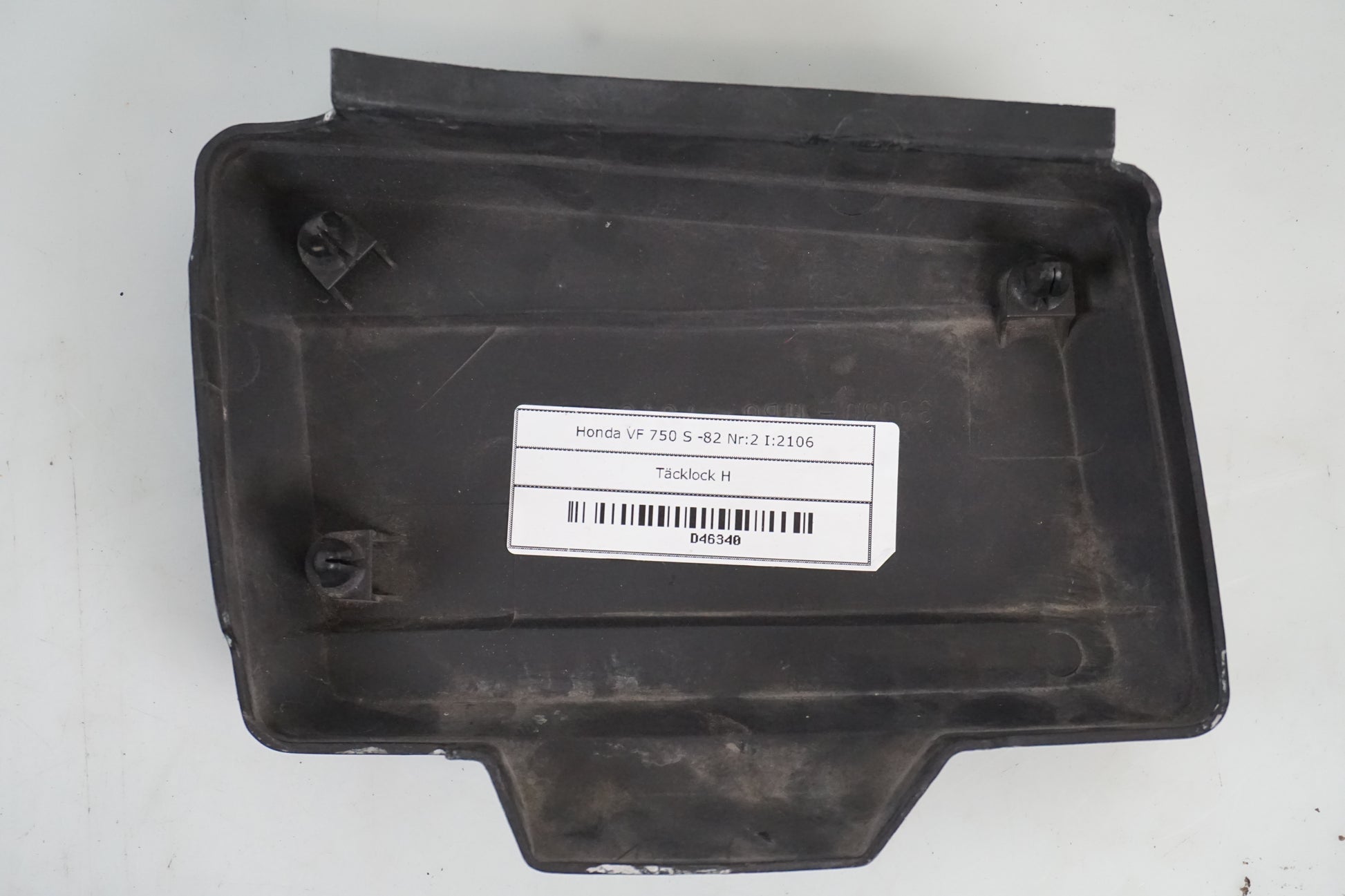 Snett nerifrån på Täcklock från en Honda VF 750 S -1982 motorcykel.