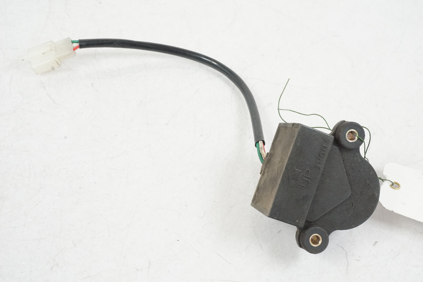 Baksidan på Tilt Sensor från en Honda CB 1300 F -2004 motorcykel.