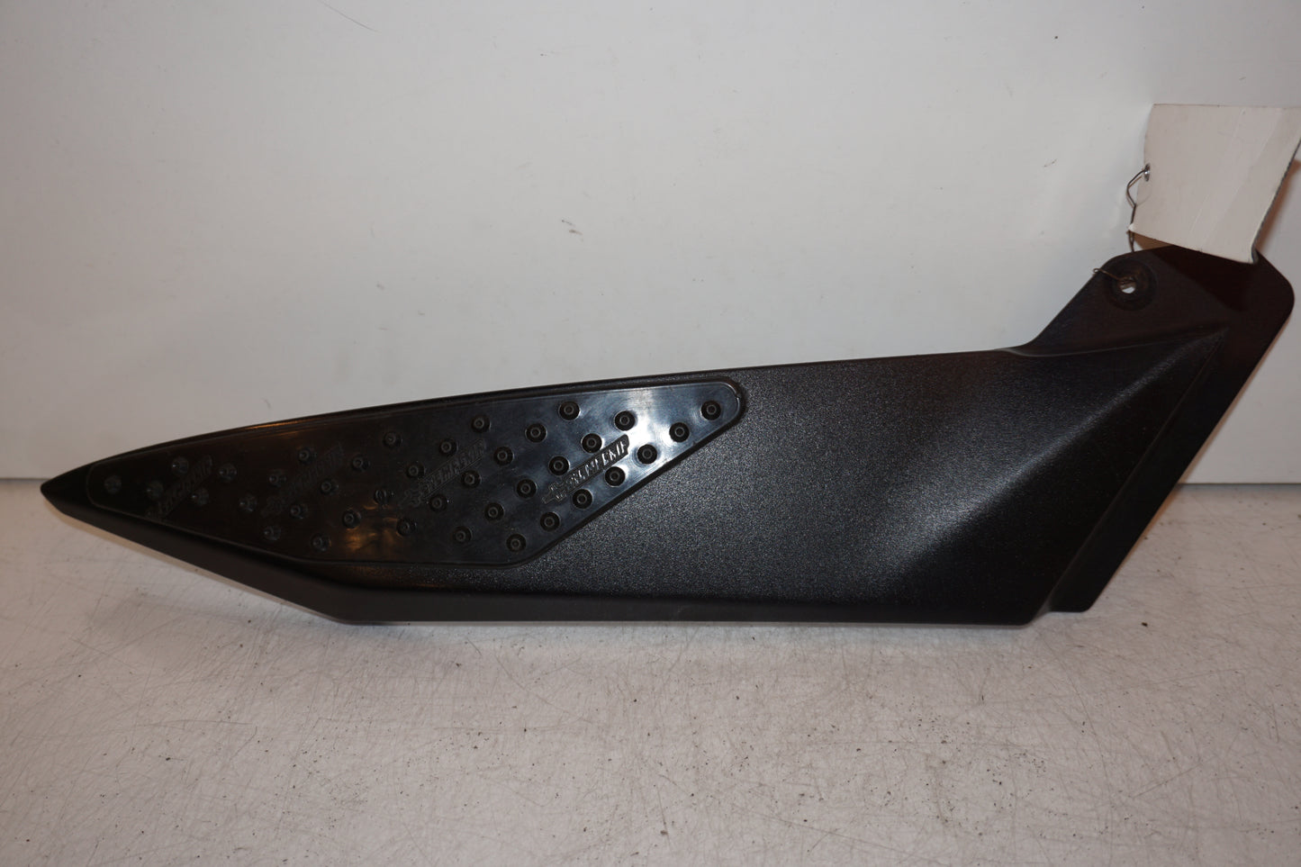 Framsidan på Bensintankskåpa från en Yamaha YZF 1000 R1 -2003 motorcykel.