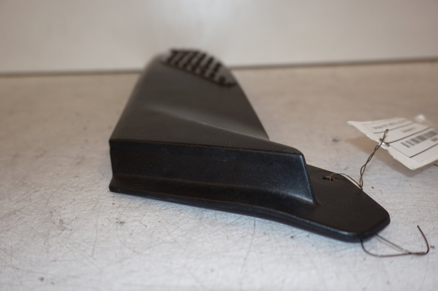 Snett uppifrån på Bensintankskåpa från en Yamaha YZF 1000 R1 -2003 motorcykel.