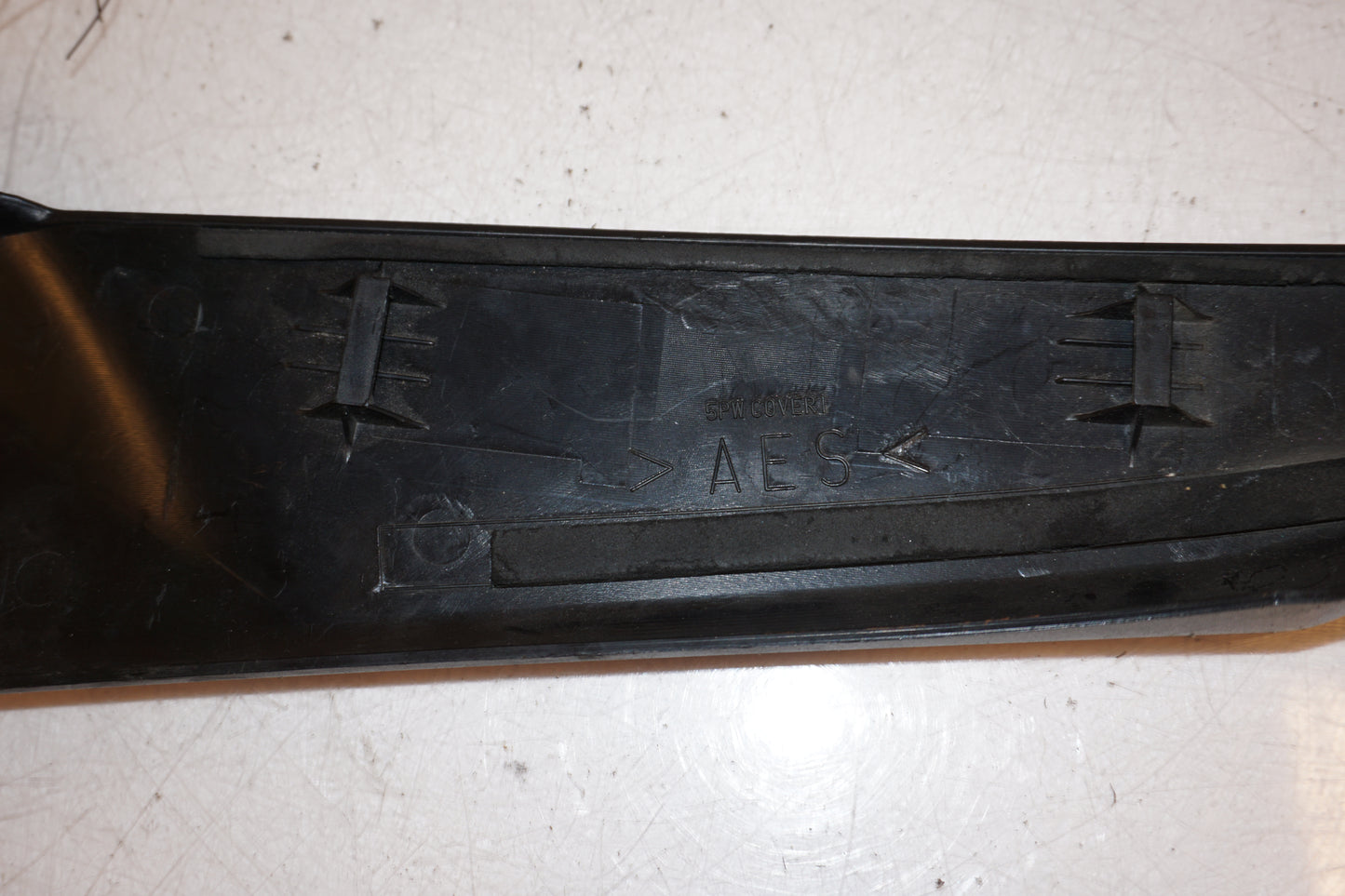 Extrabild2 på Bensintankskåpa från en Yamaha YZF 1000 R1 -2003 motorcykel.