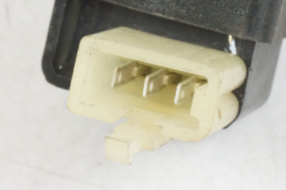 Baksidan på Tilt Sensor från en Honda XL 1000 V -1999 motorcykel.