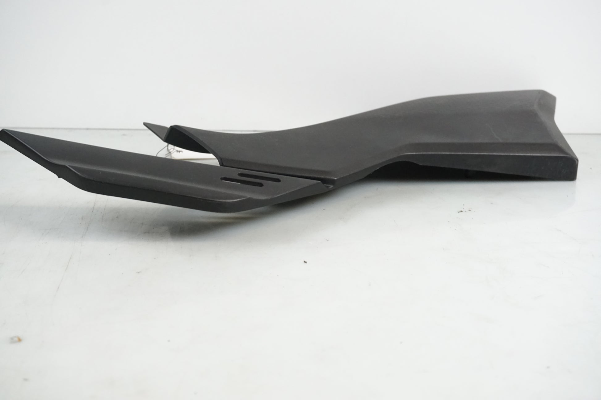 Baksidan på Sidopanel från en Honda CTX 1300 -2014 motorcykel.