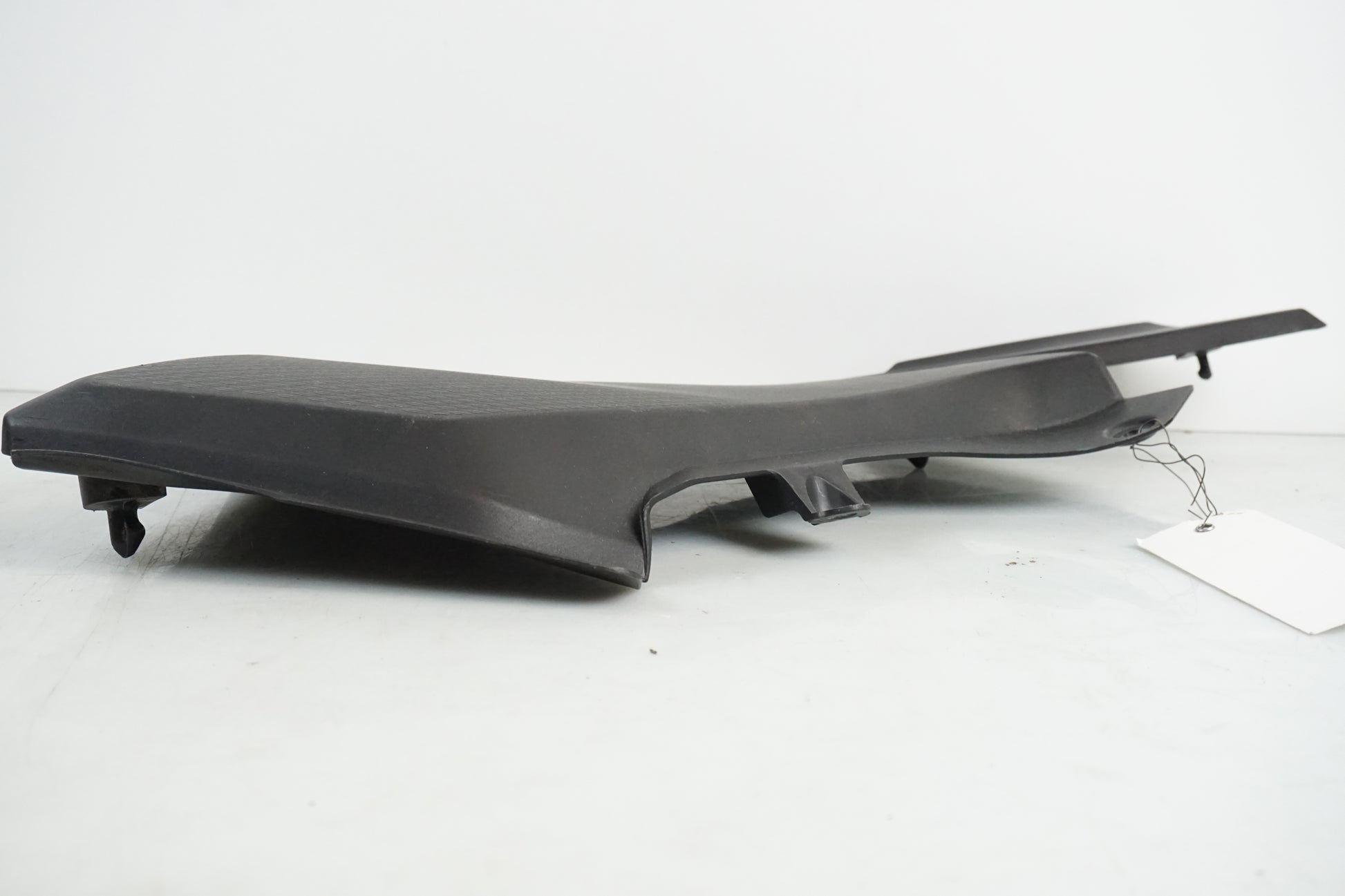 Vänster sida på Sidopanel från en Honda CTX 1300 -2014 motorcykel.