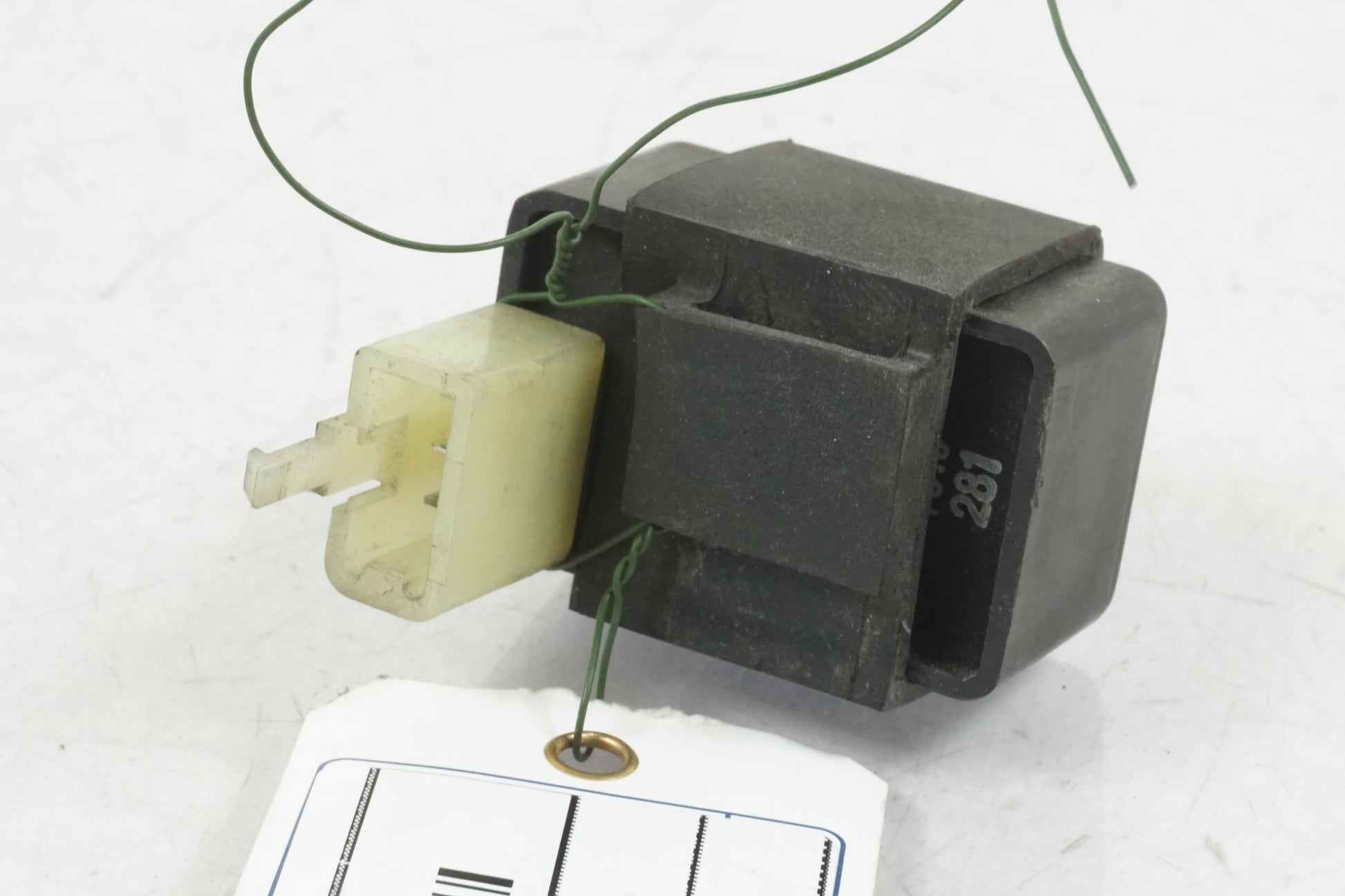 Framsidan på Tilt Sensor från en Honda VT 1100 C -2000 motorcykel.