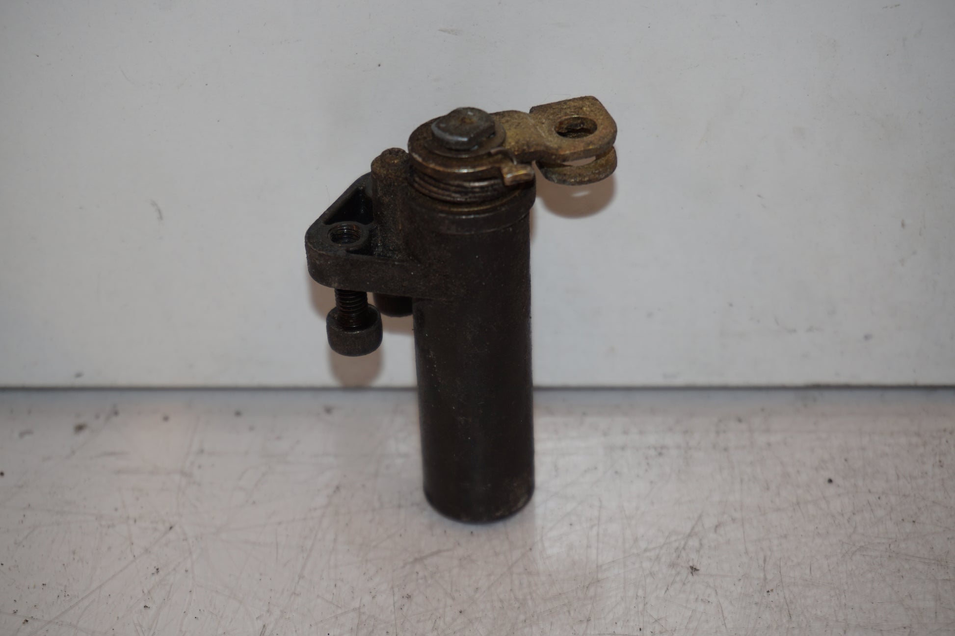 Höger sida på Låssats från en Kawasaki ZZR 1100 -1998 motorcykel.