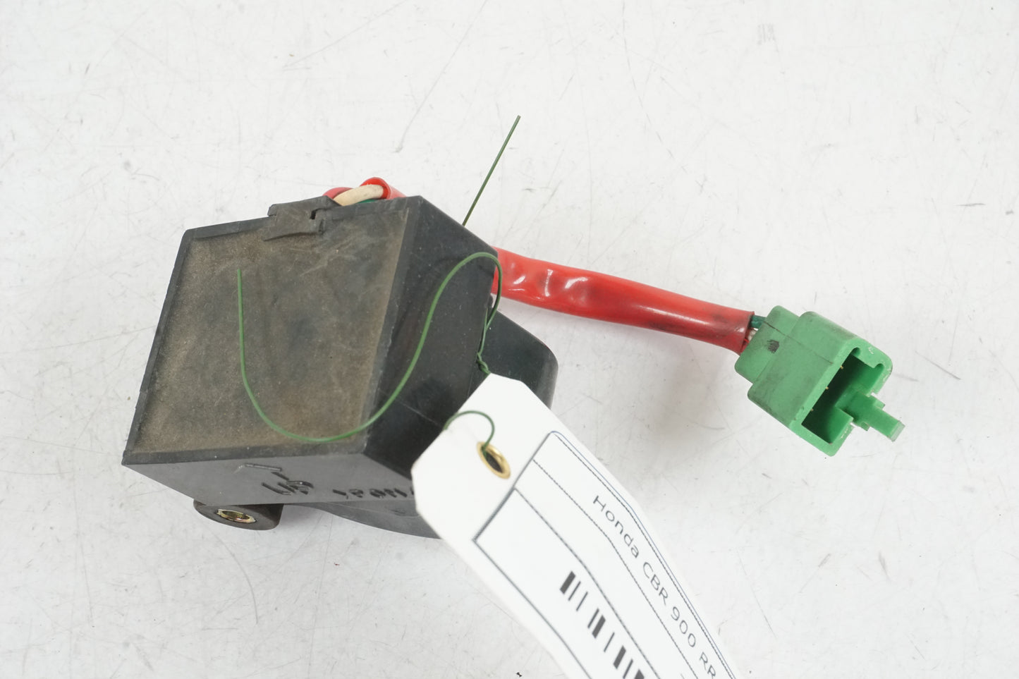 Baksidan på Tilt Sensor från en Honda CBR 900 RR -2000 motorcykel.